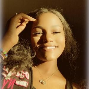 Meet your Posher, Monifa